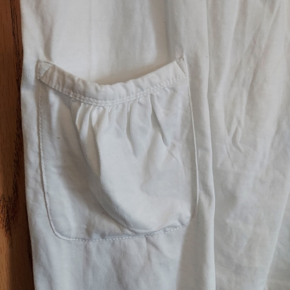 3/$30 Plus Size White Blouse. NWT - Picture 7 of 7